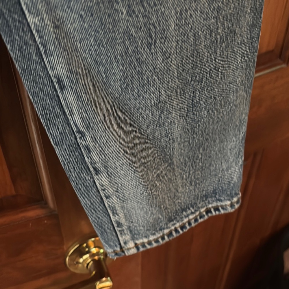 Lucky Brand Straight Leg Blue Jeans with Modern Distressing - Picture 5 of 11